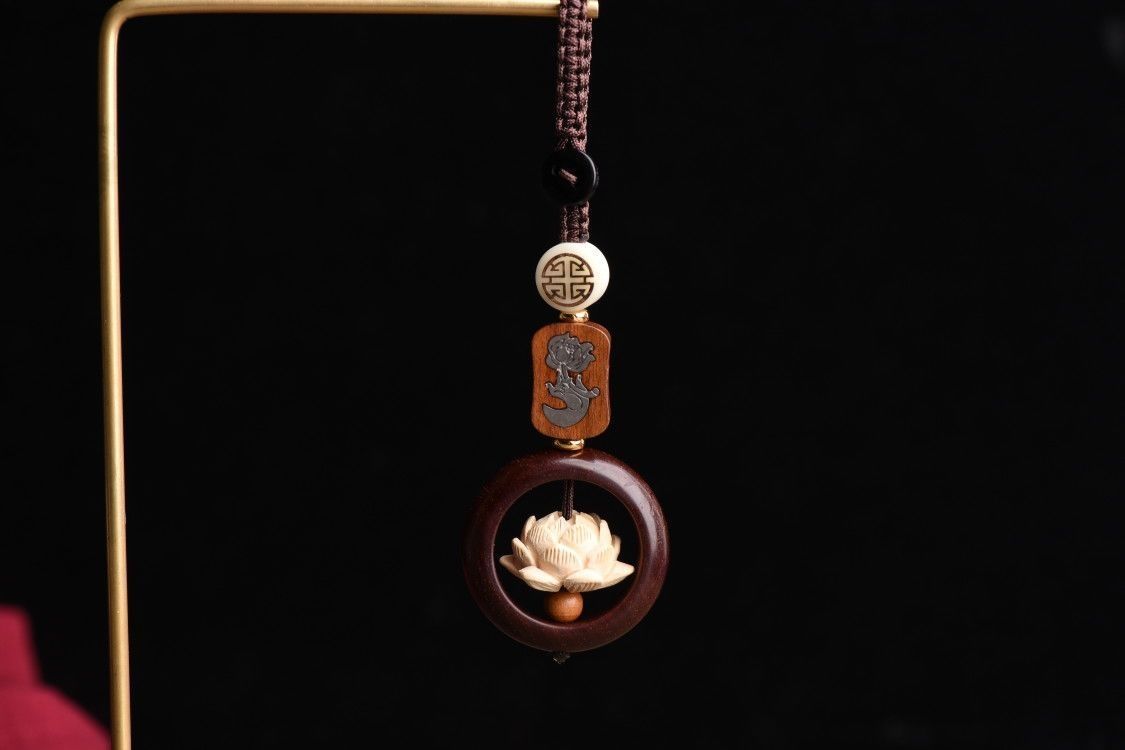 平安蓮花~紫檀木可轉動蓮花鑰匙扣