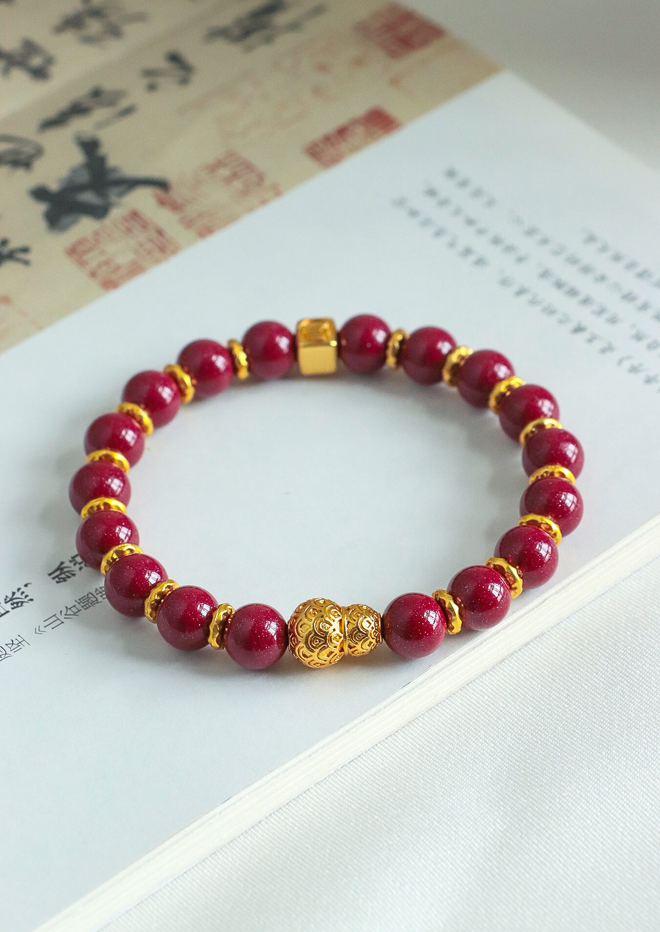 諸事順意天然朱砂金盤纏串珠手鏈 整體展示