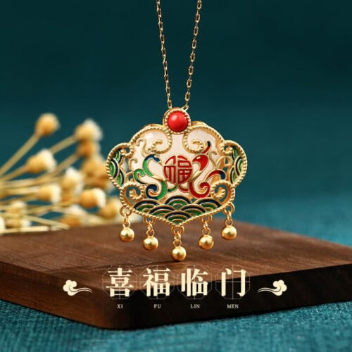 平安鎖掛墜鑲復古風流蘇項鏈