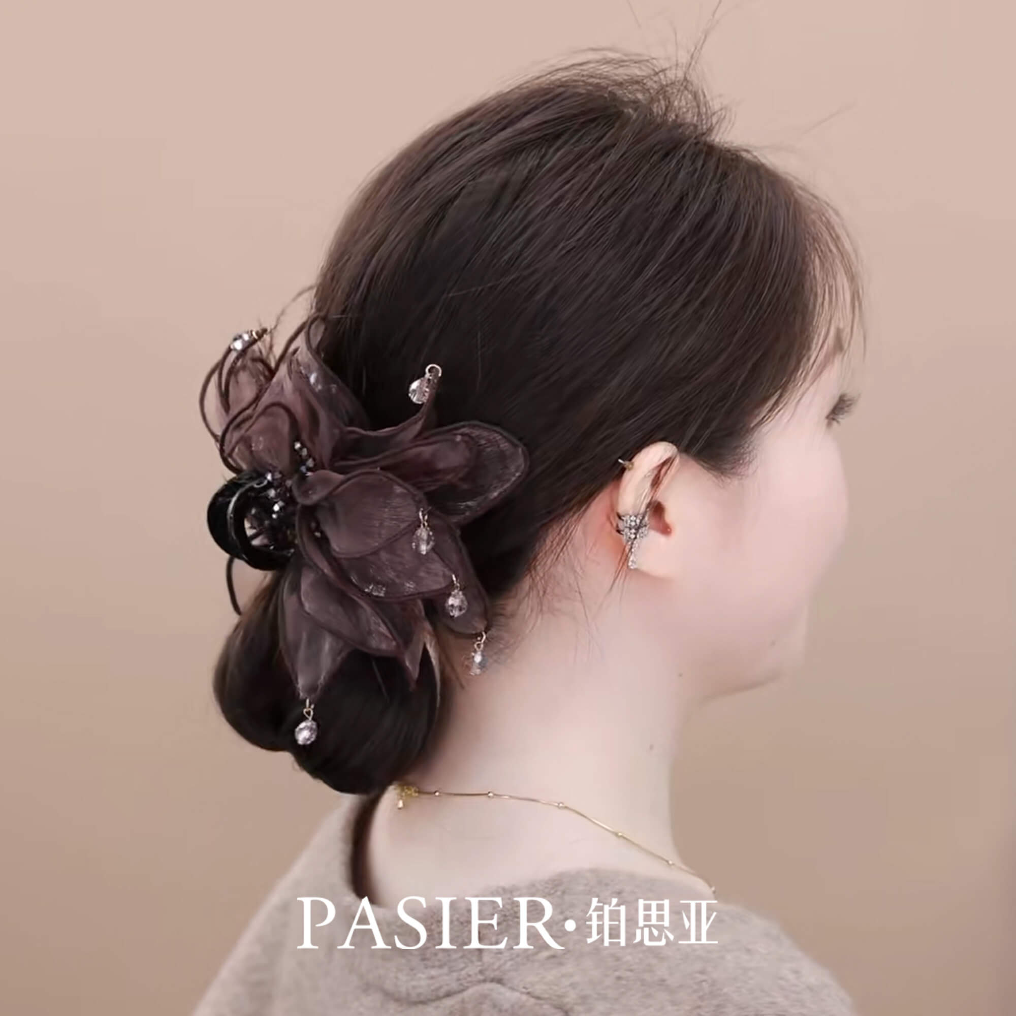 霧羽花髮夾女後腦勺盤髮鯊魚夾
