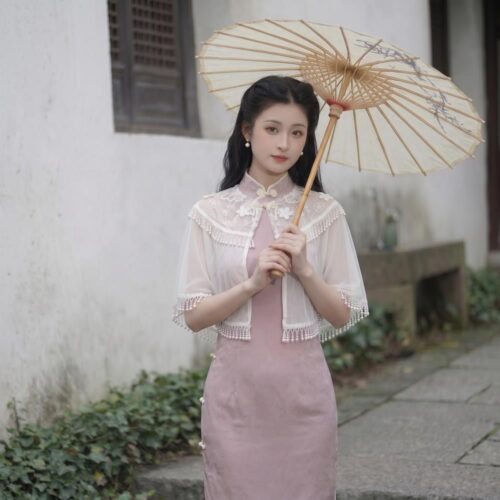 旗袍外搭白色流蘇蕾絲鬥篷披肩：圖片 3