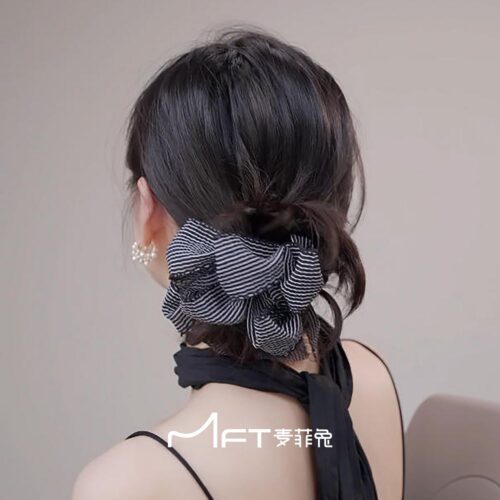 霧黑織白網紗條紋髮圈高級感大腸髮圈：圖片 3