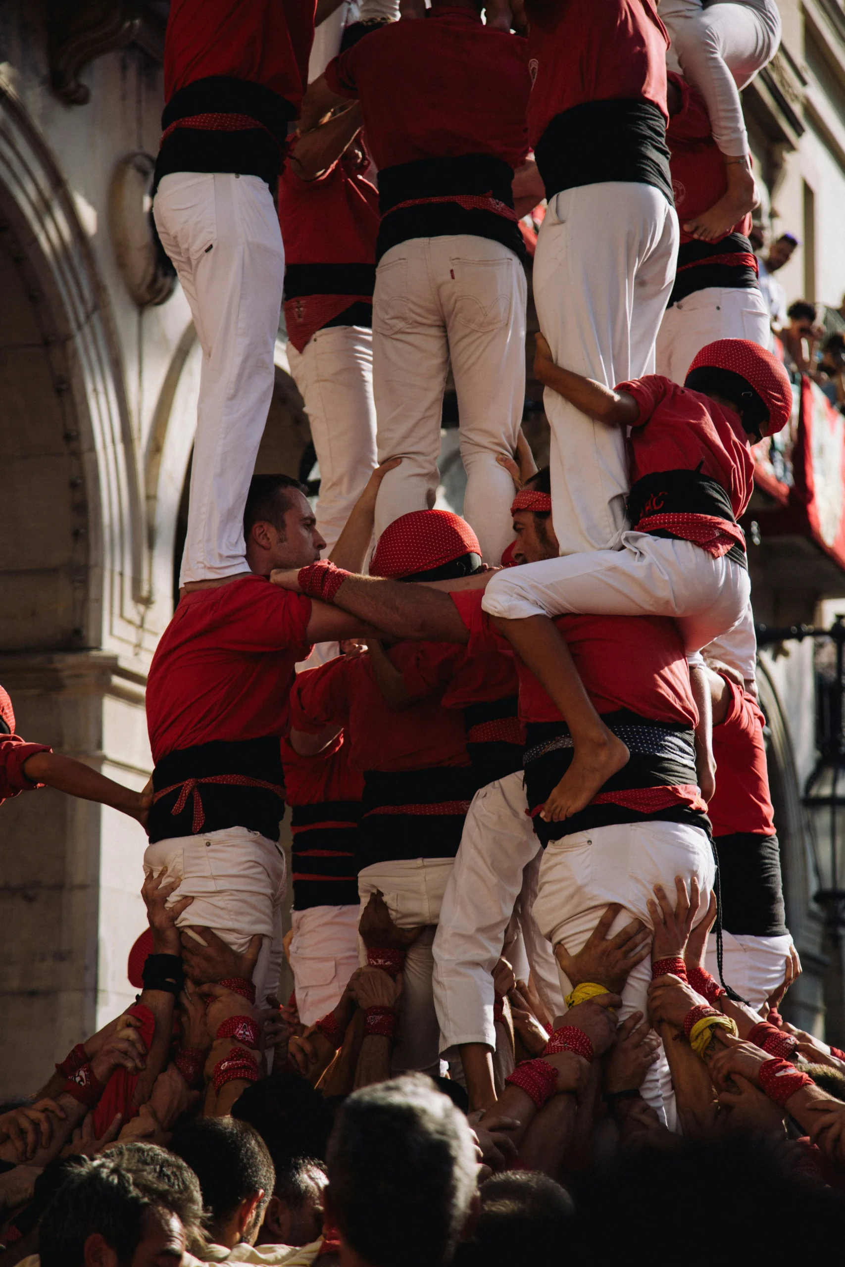 \"Castellers