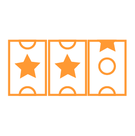 Drei orangefarbene Rechtecke nebeneinander, zwei mit einem großen Stern und eines mit einem Kreis und kleinem Stern – modernes, verspieltes Design für Gamification-Software, Gewinnspiele und Wettbewerbe.