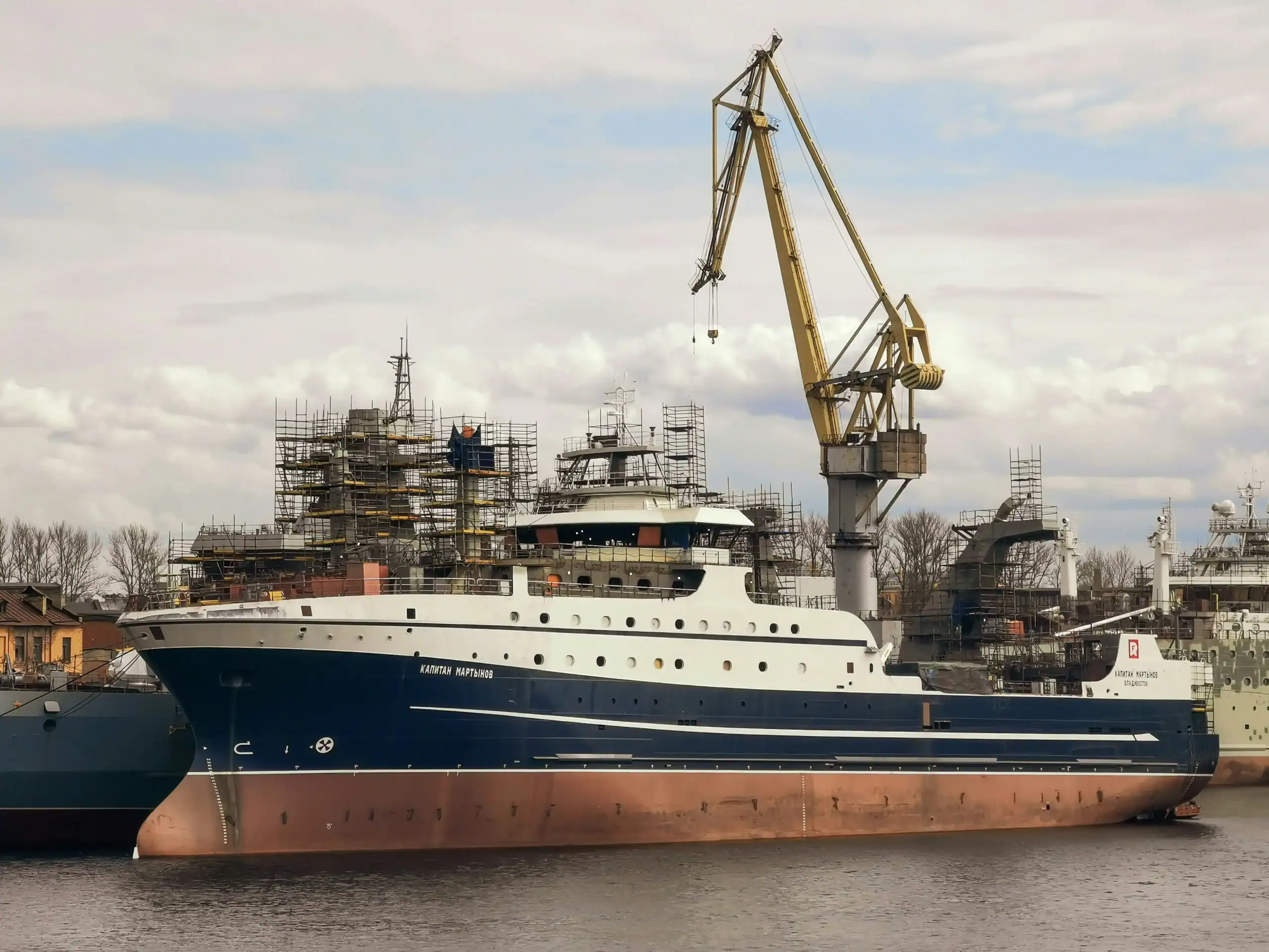 Superyacht training courses. Study online Superyacht Superintendent Course - training in technical management, compliance, maintenance oversight, and ISM code implementation