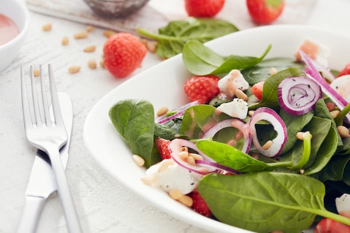 Insalata - Strawberry Spinach - Zoom copy Abu Dhabi Mall