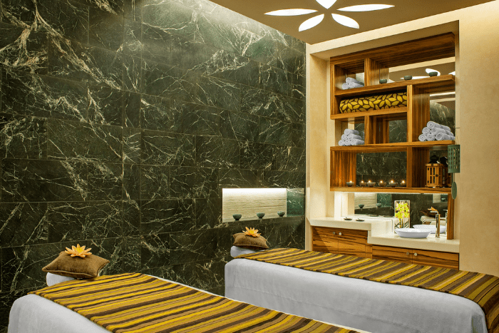 6 Westin Spa