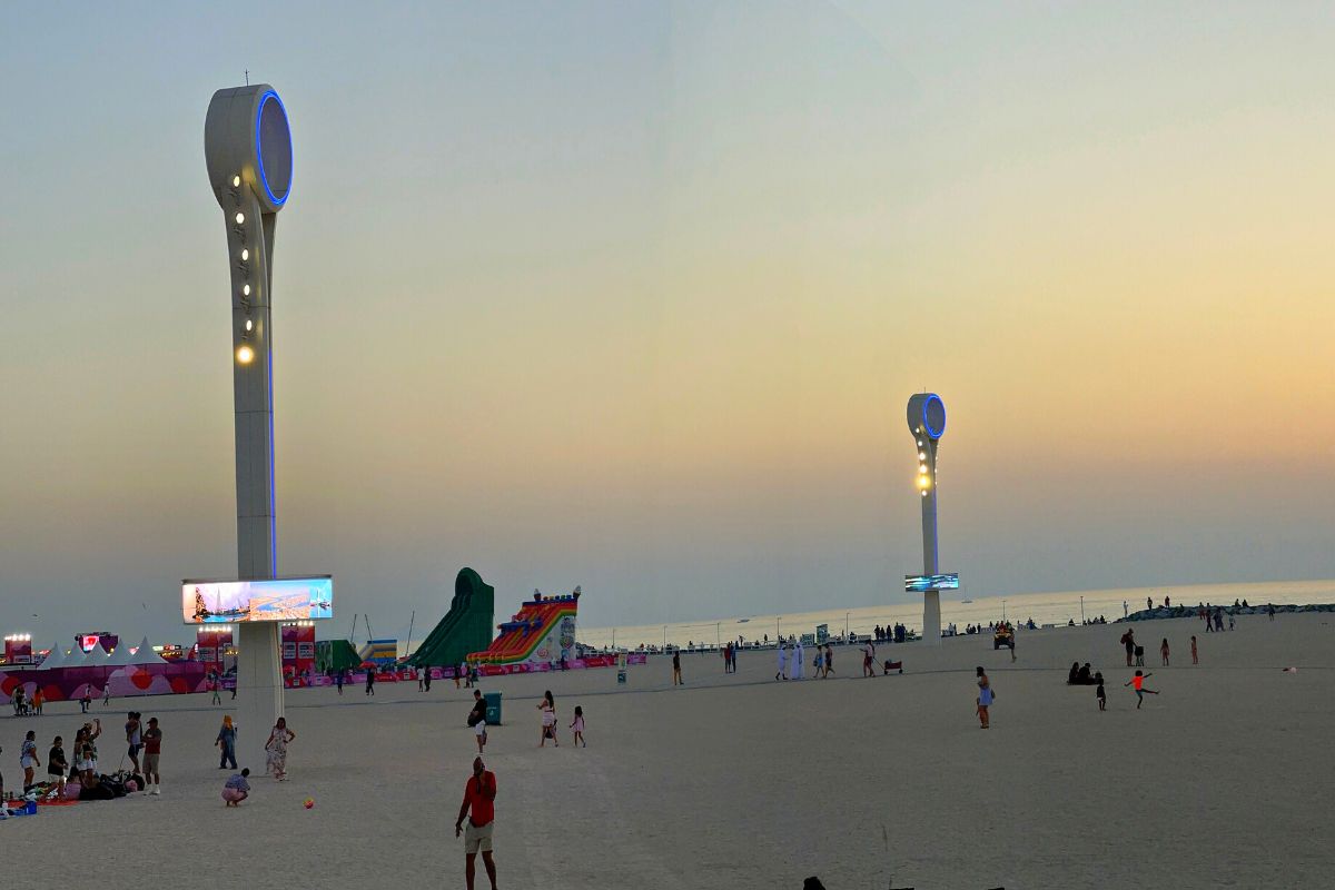 New Night Beaches in Dubai