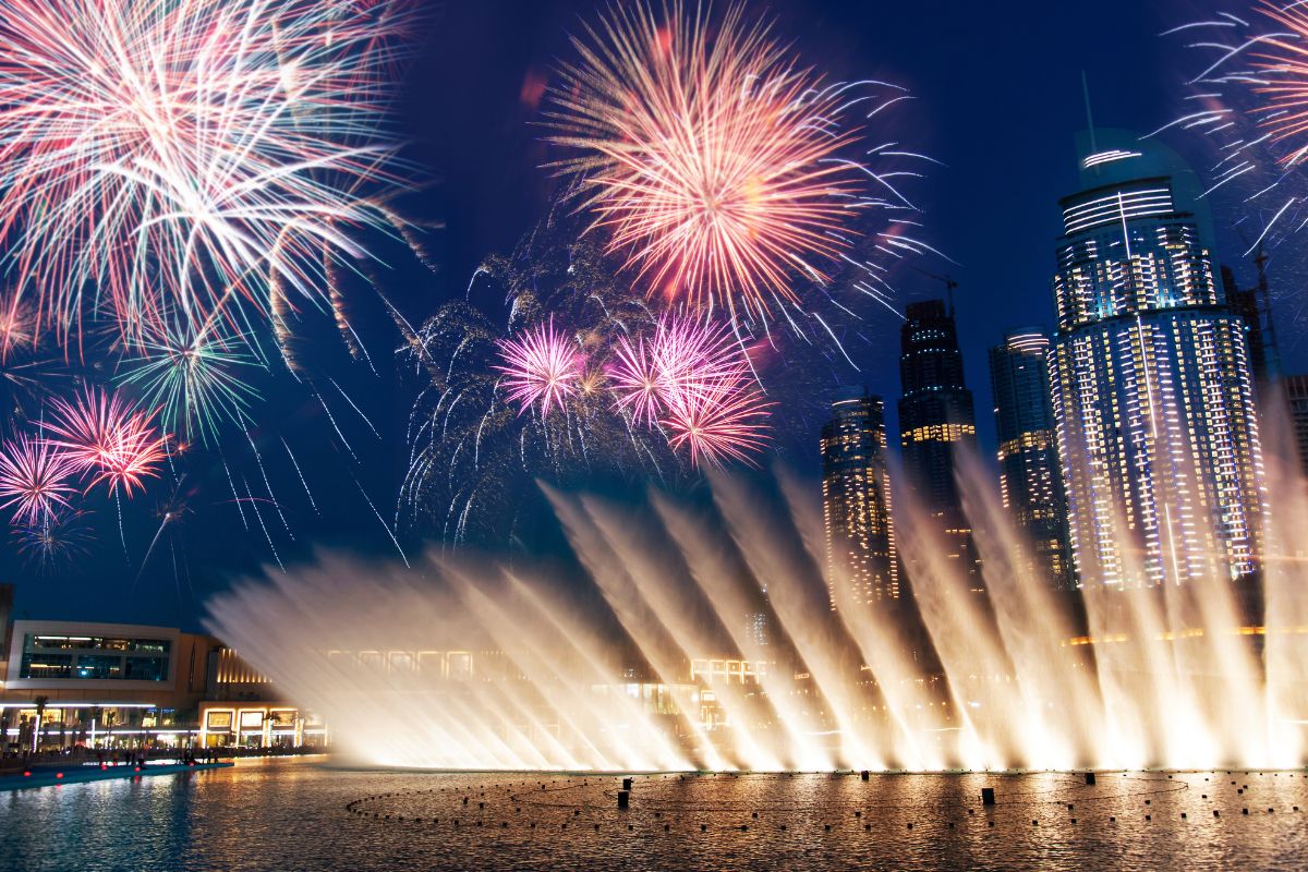 Dubai fountain fireworks, UAE National day fireworks 2023, UAE National day fireworks 2023