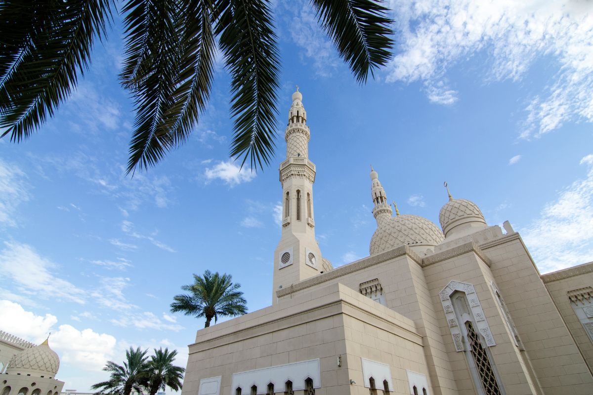 Mosque in Dubai March 11 start