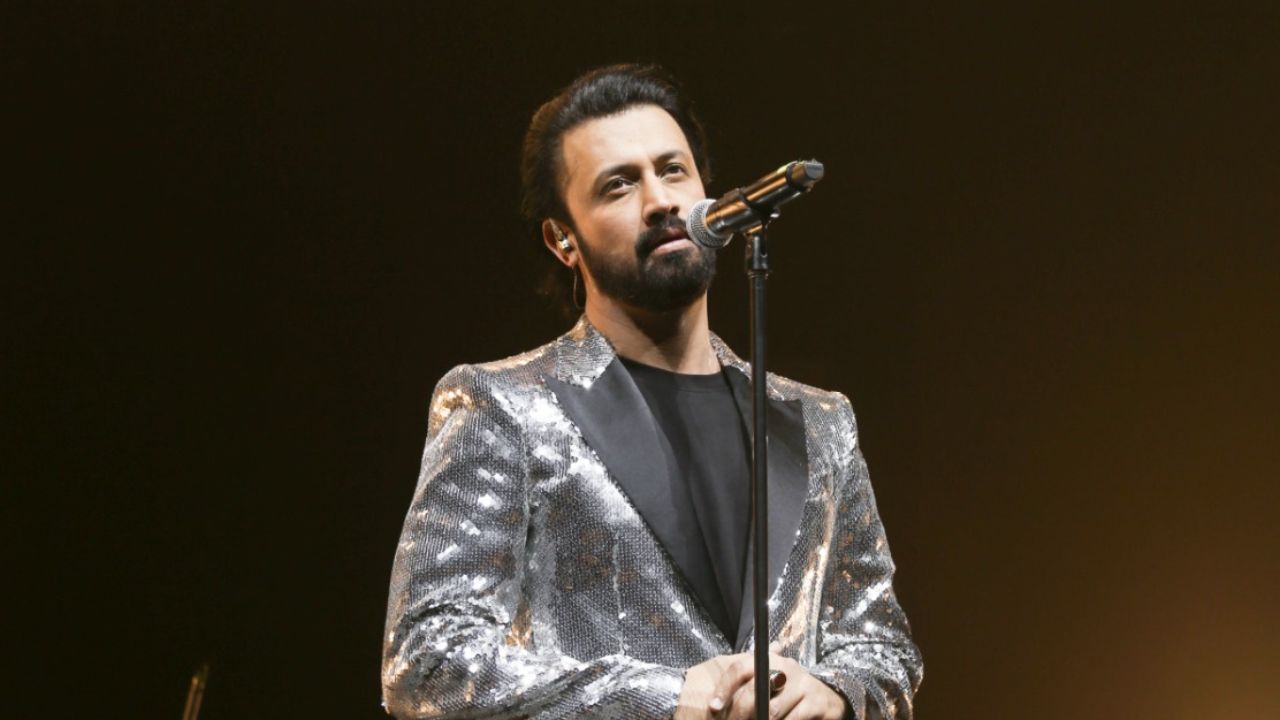 atif aslam performing at coca cola arena