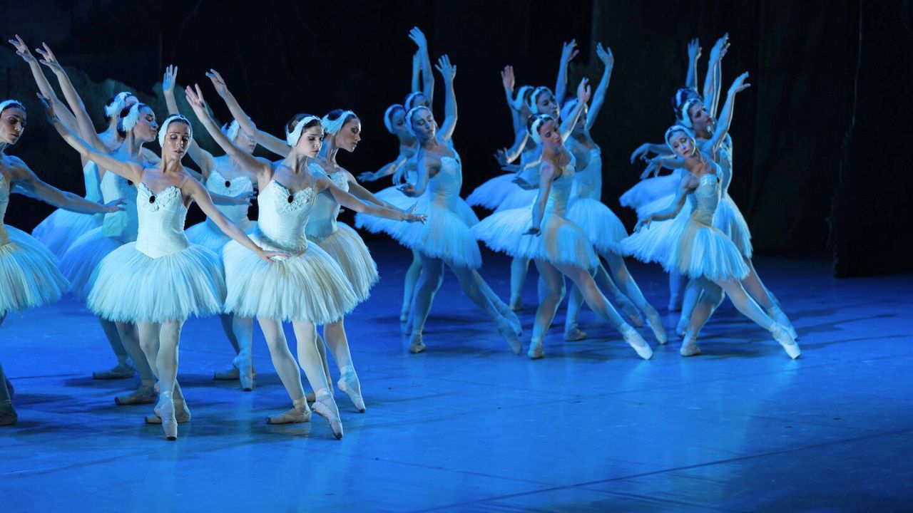Dubai Opera - Swan Lake