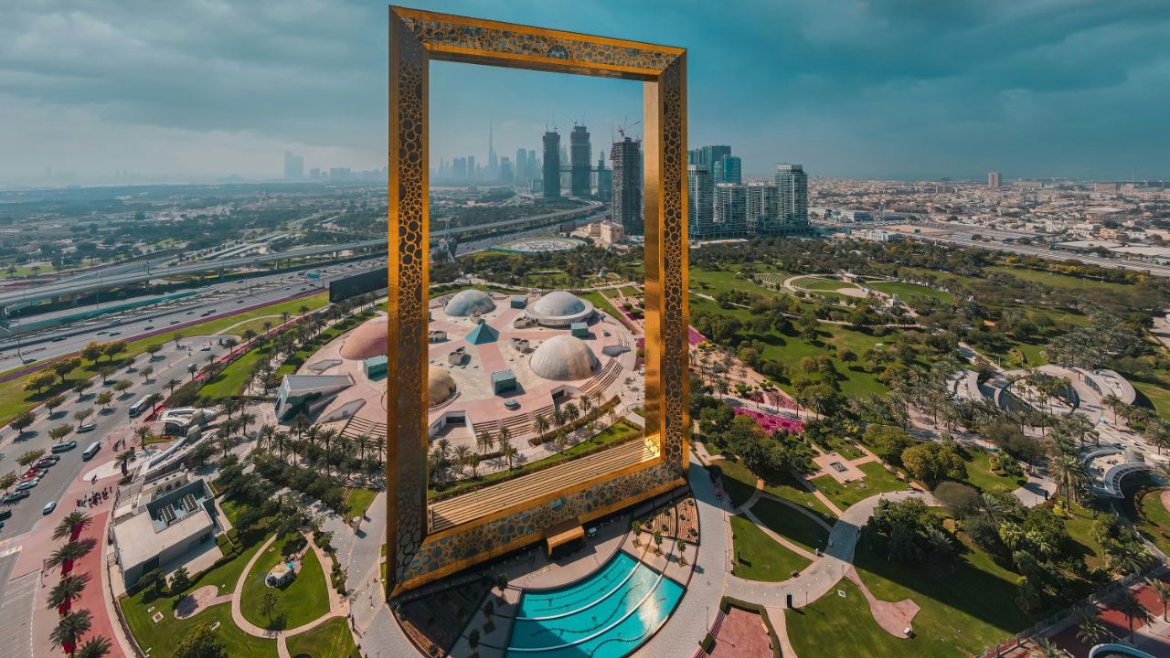dubai frame
