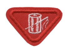 Gewerbeabzeichen Zentrallager mit rotem Hintergrund und Stickerei, Symbol für Lager- und Logistikdienstleistungen, ideal für Vereins- und Firmenausweise.