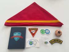 Pfadfinder Abzeichen, Dreieckstuch, Mitgliedsbuch, Aufnäher und Symbole, Zentrallager Advent-Verlag, Organisation, Pfadfinder Zubehör, Outdoor Aktivitäten, Gemeinschaft, Pfadfinder Ausrüstung.