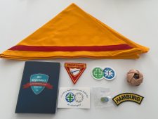 Pfadfinder Zentrallager: Ausrüstung, Abzeichen, Mitgliedsbuch und Zubehör, perfekt für Pfadfinderevents und Aktivitäten, spielerisch lernen, Gemeinschaft erleben.