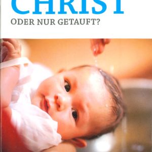 Glaubensfragen im Christentum – Baby mit Wasser getauft, religiöse Erziehung, christliche Taufe, Kinder in der Kirche, christliche Glaubensüberzeugungen, religiöse Fragen für Christen.