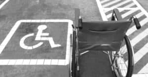 הוצאת תג נכה לרכב עם זכויות