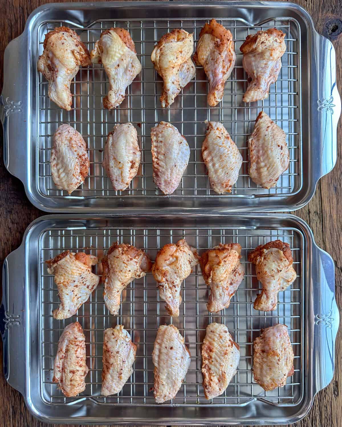 Spread dry rubbed wings in a single layer on the rack (don’t overcrowd).