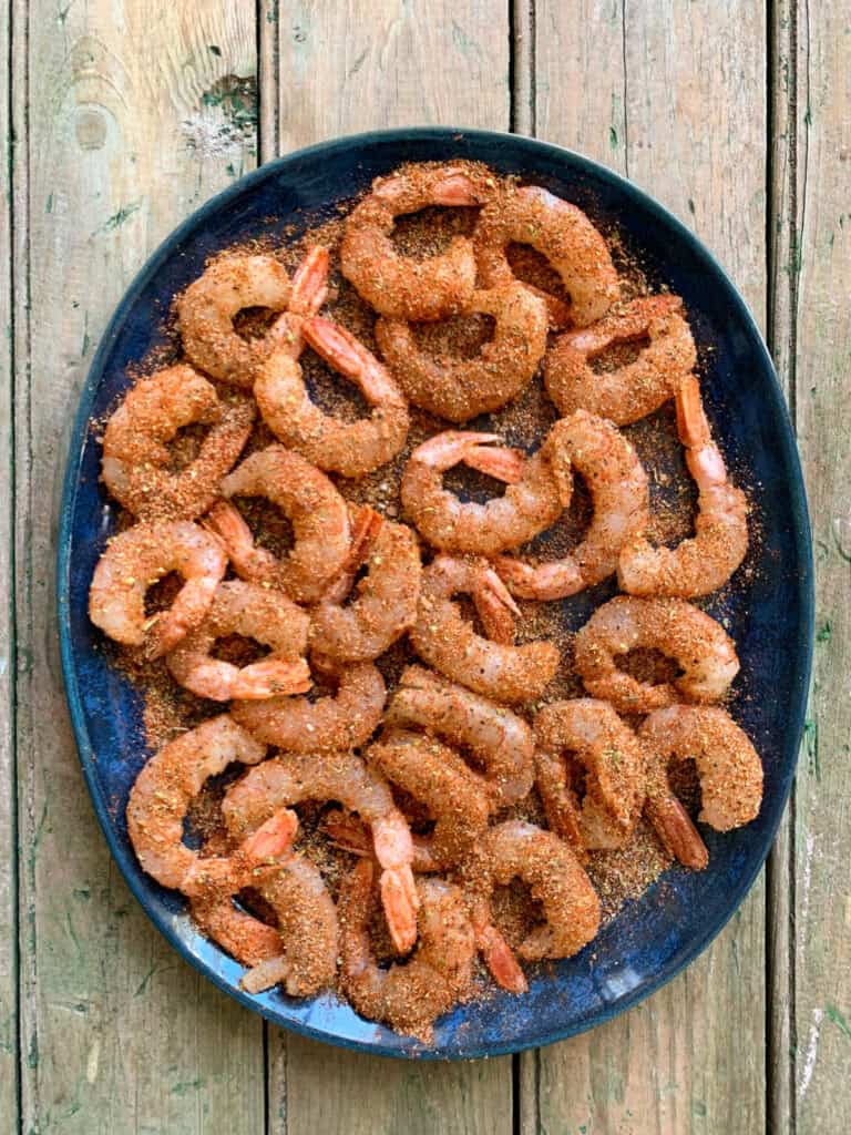A plate of wild Argentinian shrimp with dry rub.