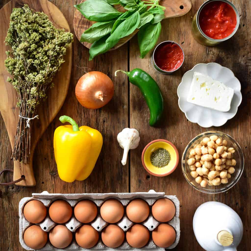 Ingredients used to make a no bake shakshuka