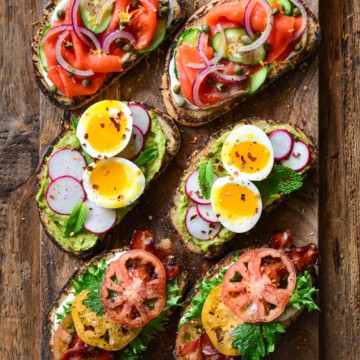 Six pieces of toast, all with three different toppings.