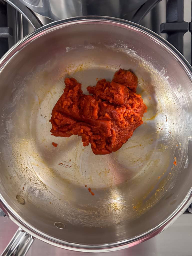 A paste made out of butter, flour, mustard and gochujang paste.