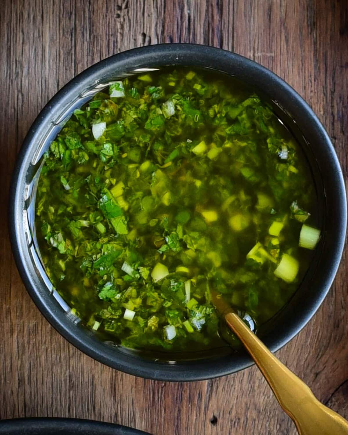 Mix mint sauce ingredients. Pour over Herb Roasted Boneless Leg of Lamb for serving.