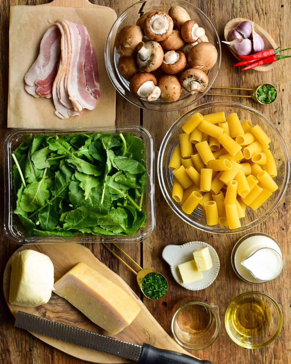 Ingredients for a creamy mushroom pasta bake recipe.