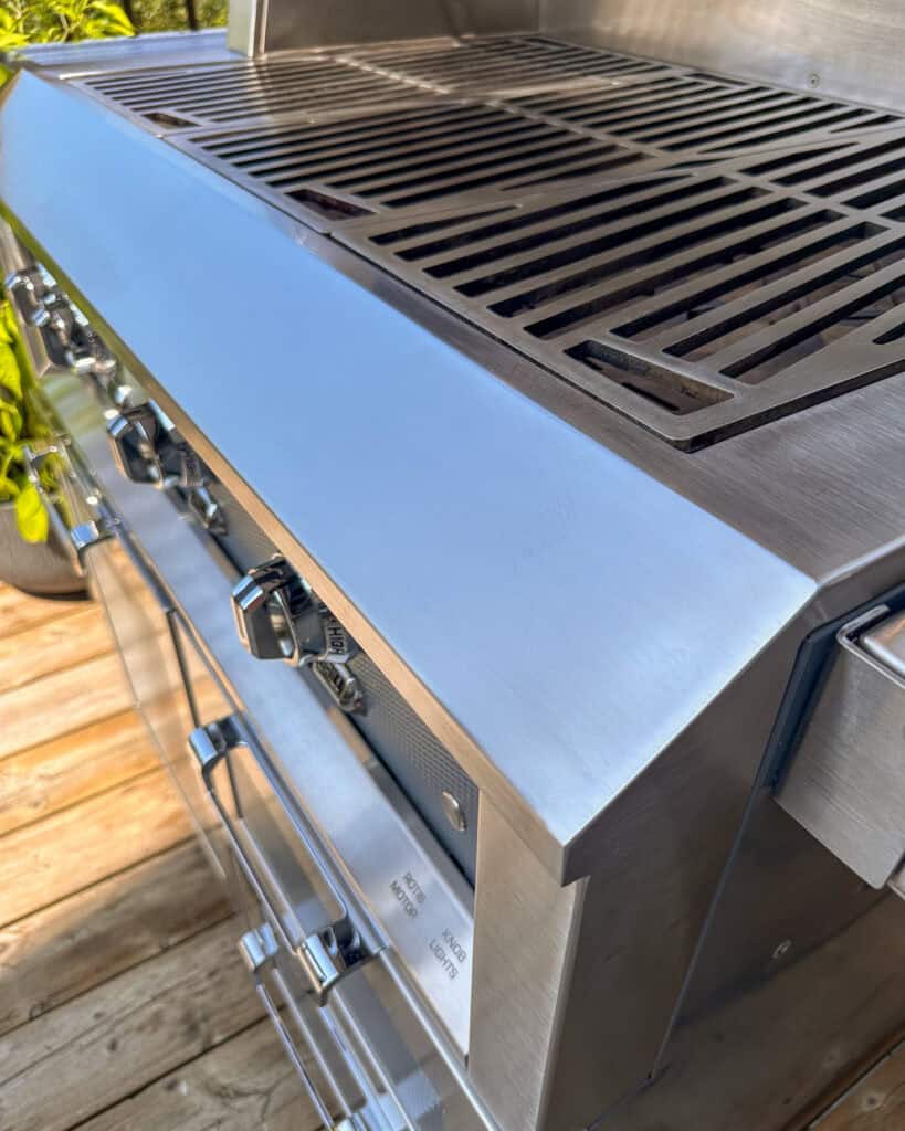 Hestan grill exterior that was just cleaned.