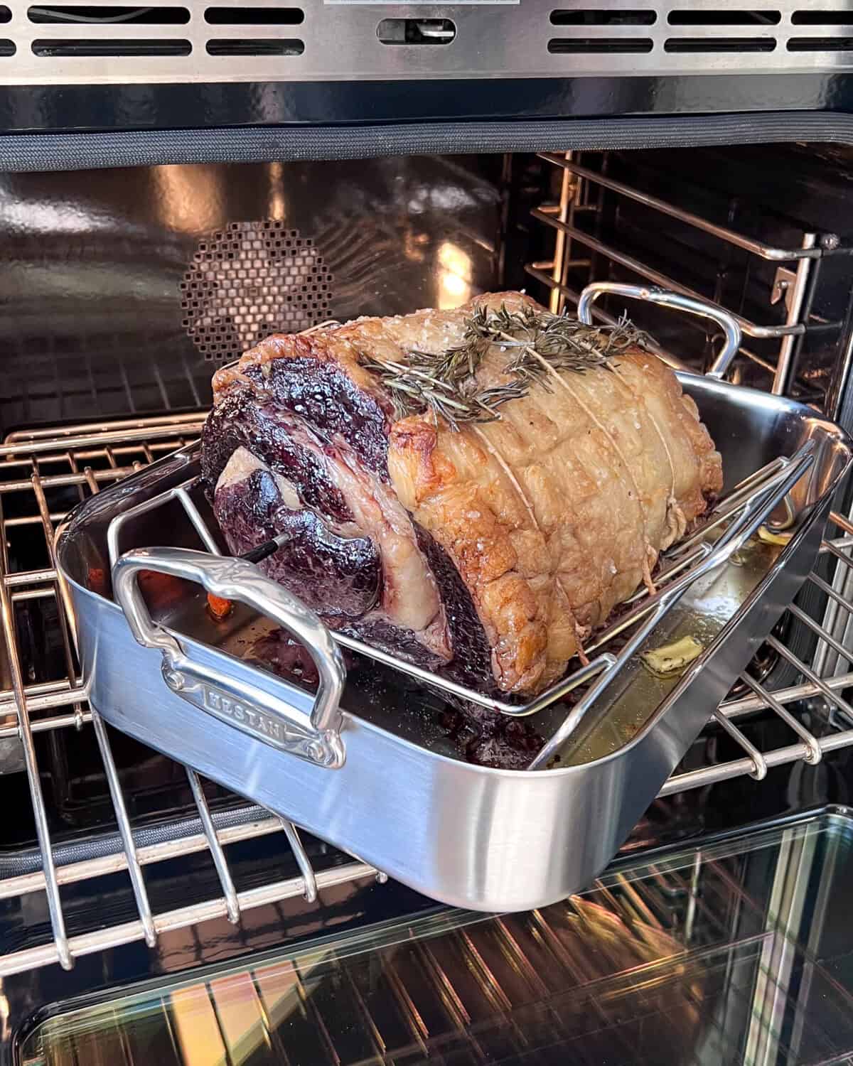 How to slow cook prime rib in roaster.