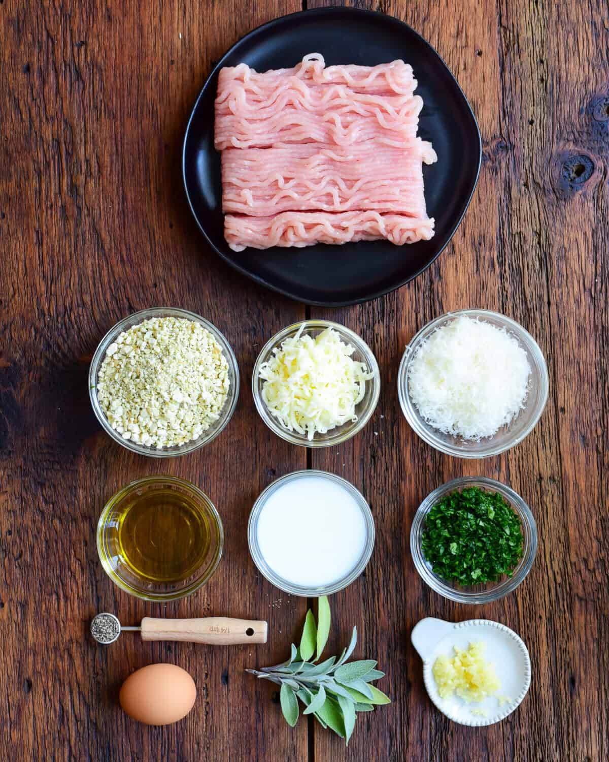 Ingredients for individual turkey meatloaf recipe.