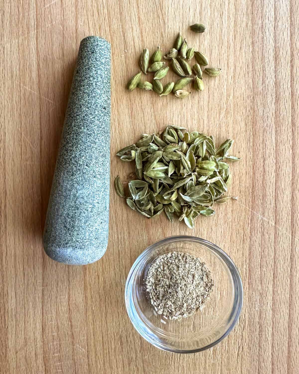 How to make ground cardamom.