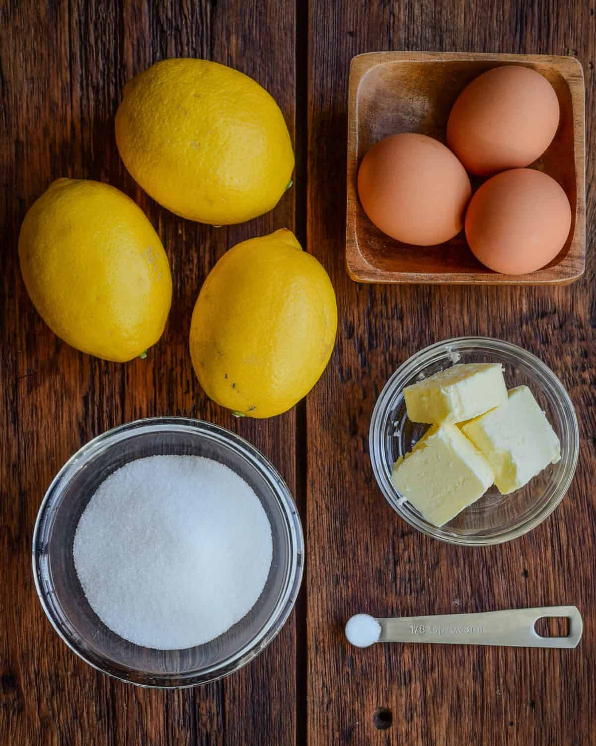 Lemon curd pie ingredients.
