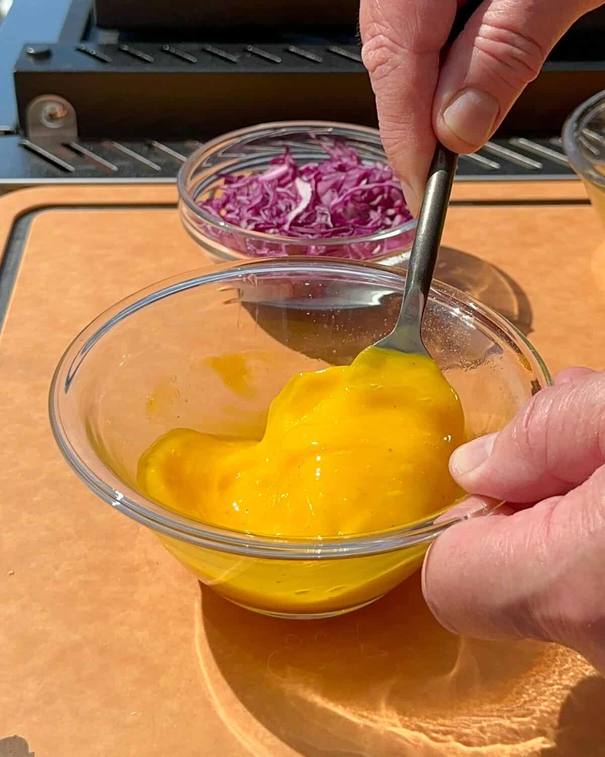 Beat the eggs, then add the cabbage.