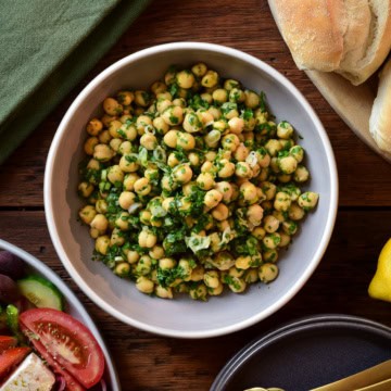 A bowl of chickpea parsley salad.