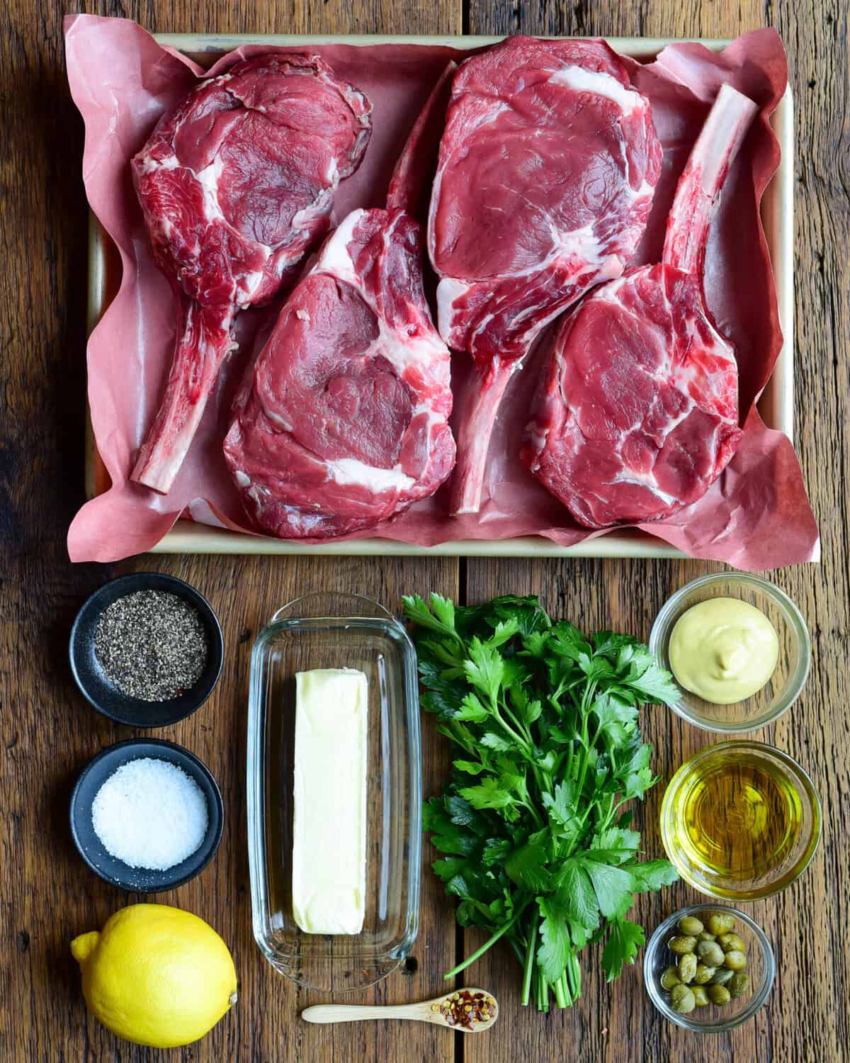 Ingredients for grilled veal chops.