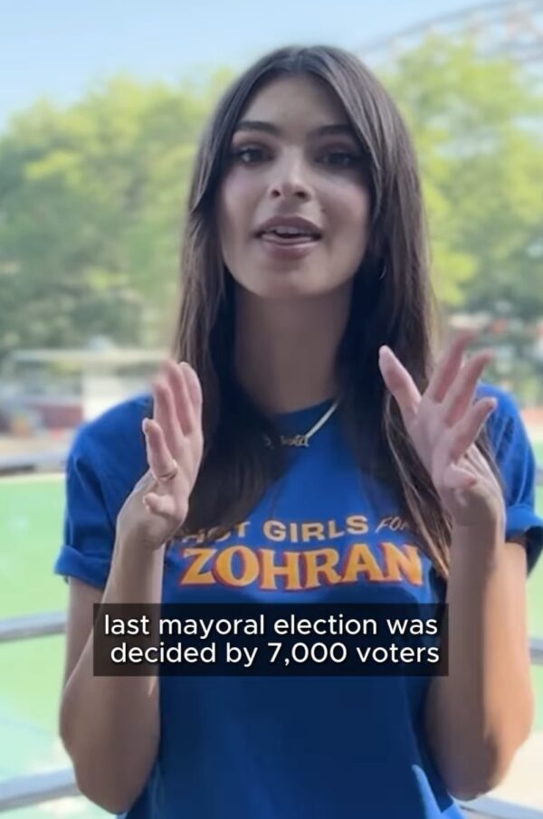 Emily Ratajkowski Hot Girls for Zohran T-Shirt