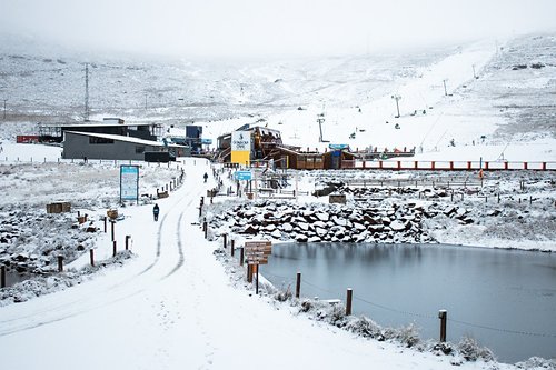Tourists Treated to Snow in Lesotho