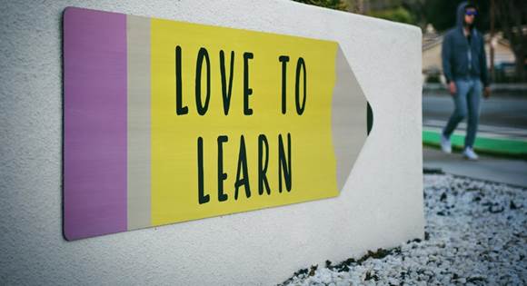 The Difference Between Upskilling And Reskilling And Why It’s Important To E-learning
