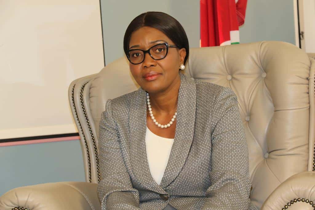 Prime Minister Saara Kuugongelwa-Amadhila providing mentoring advice.