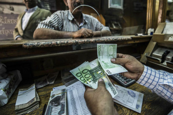A Devalued Egyptian Pound, What’s at Stake?