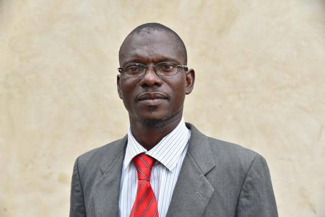 Nigerian Teacher Wins 2023 Cambridge Dedicated Teacher Award