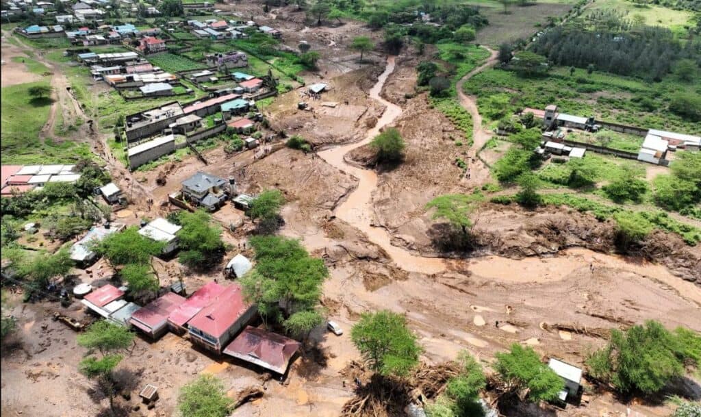 Burst Kenyan Dam Worsens Floods, Kills Dozens