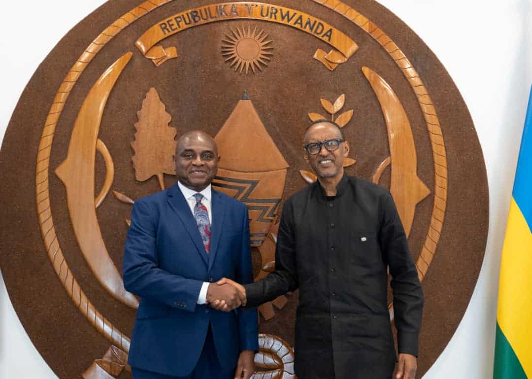 Rwandan President Paul Kagame with Prof. Kingsley Moghalu at official meeting.