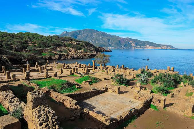 Discover Stunning Beaches in Africa’s Largest Country