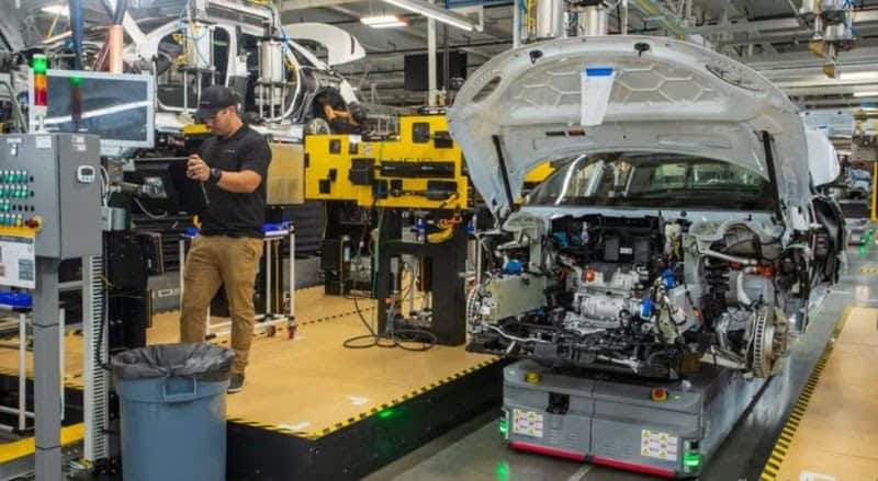 Zambia Lures Carmakers to Build EV Parts Near Copper Mines