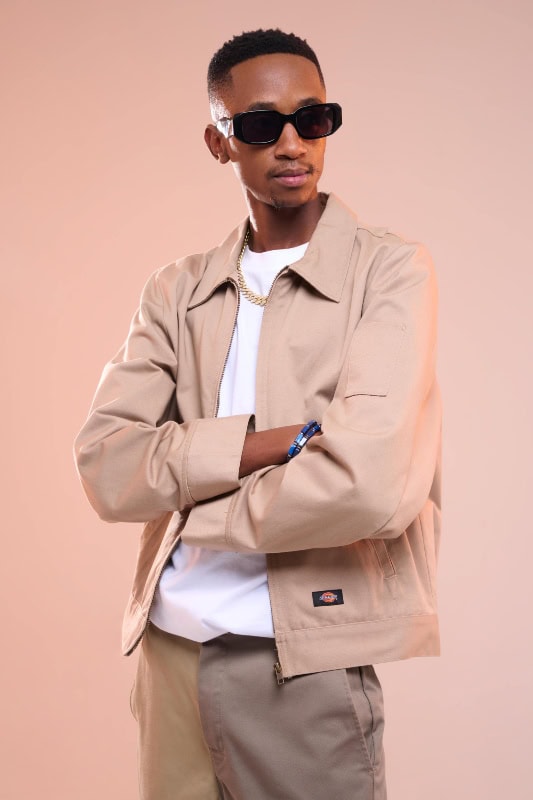 Mandisi Dyantyis, acclaimed jazz musician, set to headline Saso’s brunch marquee at Durban July.