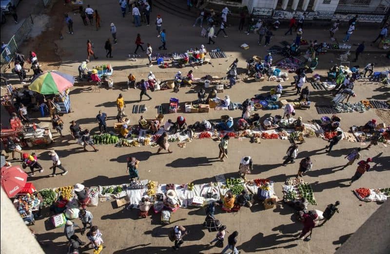 Zimbabwe: Informal Sector Accounts for 76% of the Economy