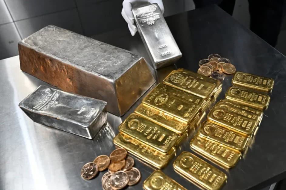 Inside the gold and silver price whiplash